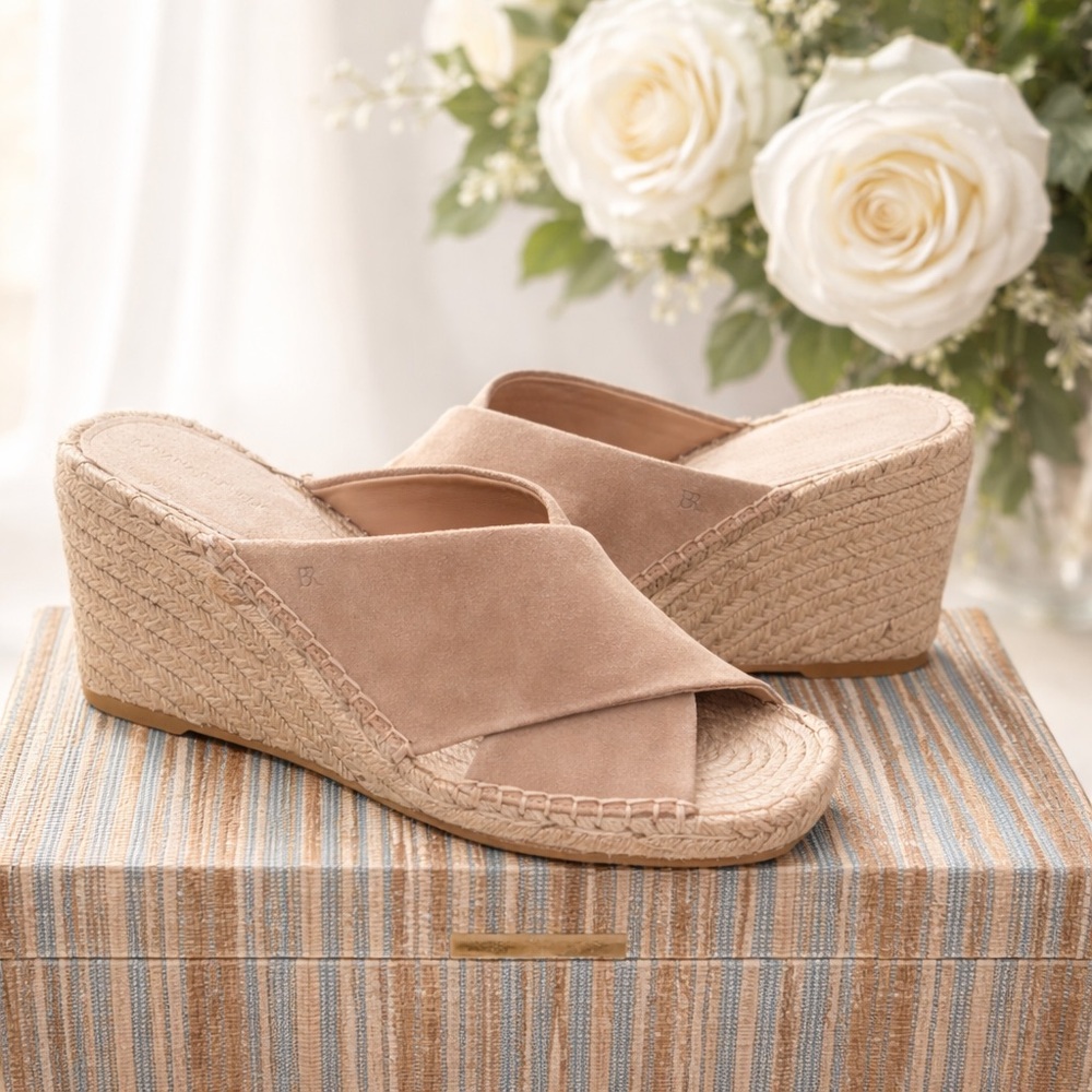 Banana Republic Beige Suede Wedge Sandals